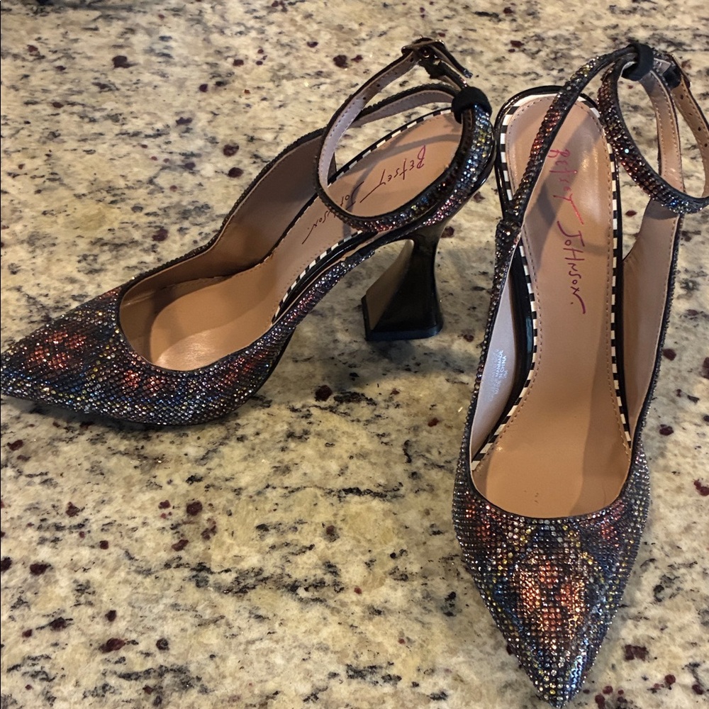 Betsey Johnson Glittering Black and Gold Heels